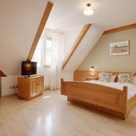 Landhotel Schwab - By Homekeepers シュヴァルツァッハ・アム・マイン エクステリア 写真